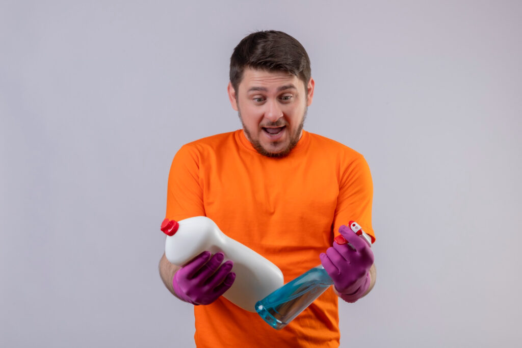 Choosing the Best Cleaning Solution for Mold